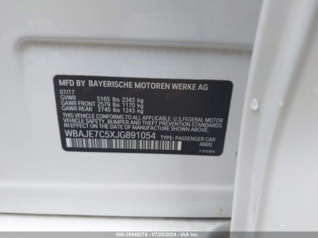 Photo 8 VIN: WBAJE7C5XJG891054 - BMW 540I 