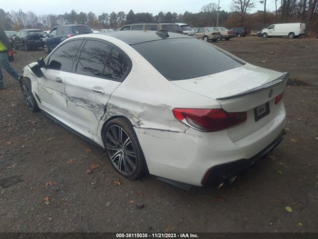 Photo 2 VIN: WBAJE7C5XJWC57686 - BMW 540I 