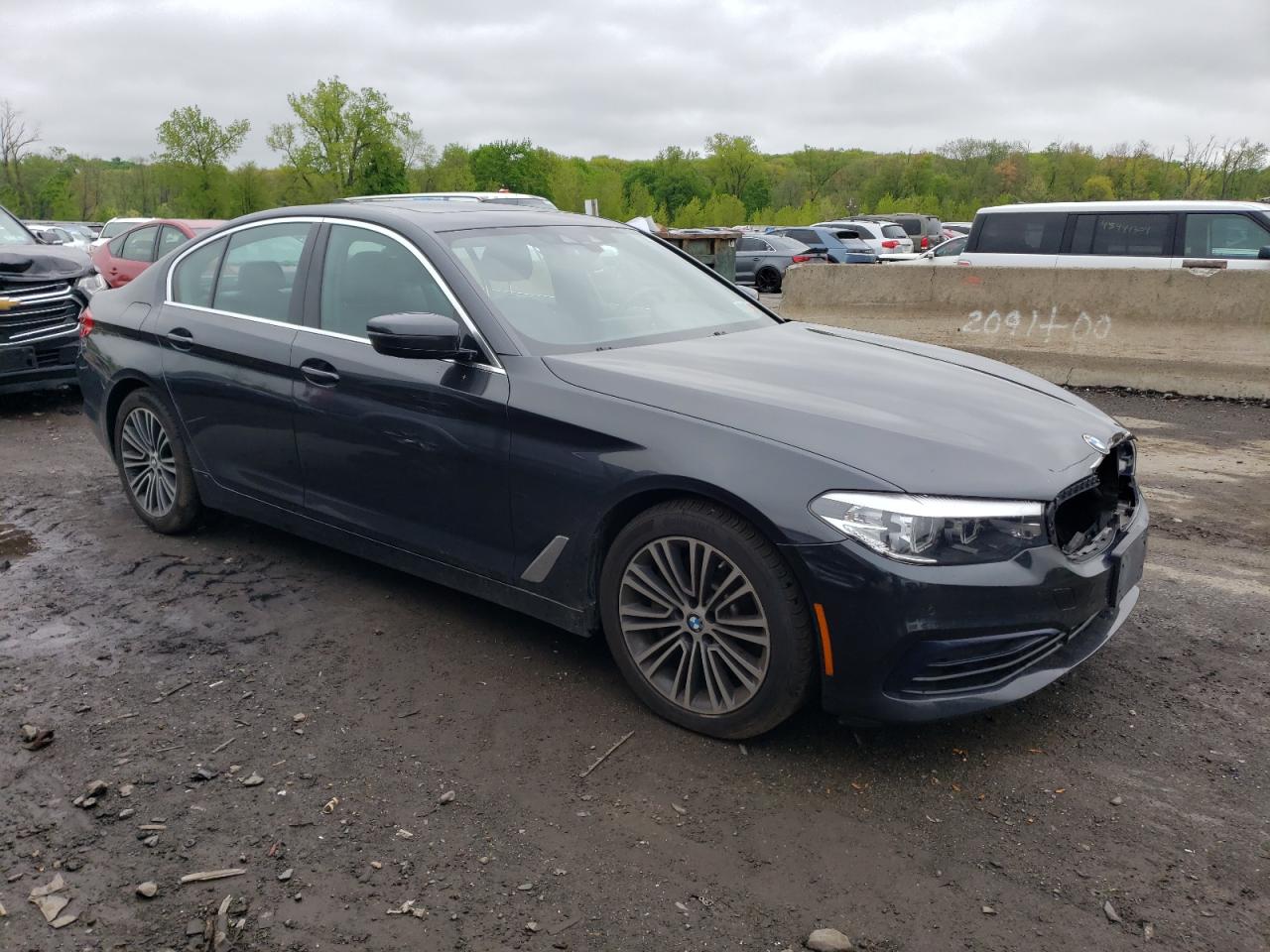 Photo 3 VIN: WBAJE7C5XKWW05551 - BMW 5ER 