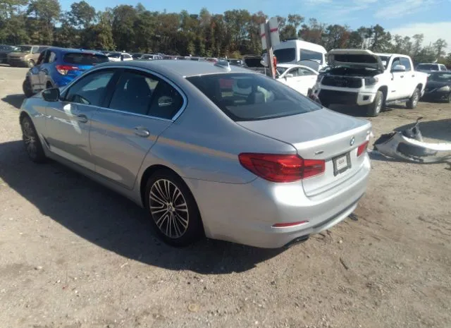 Photo 2 VIN: WBAJE7C5XKWW06487 - BMW 5 SERIES 