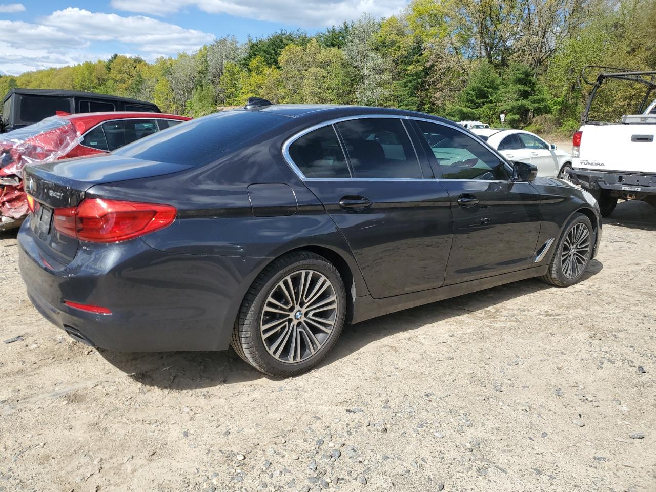 Photo 2 VIN: WBAJE7C5XKWW08451 - BMW 5ER 