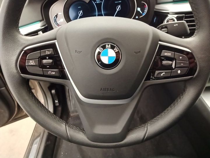 Photo 24 VIN: WBAJF11050BJ25715 - BMW 5-SERIE &#3916 