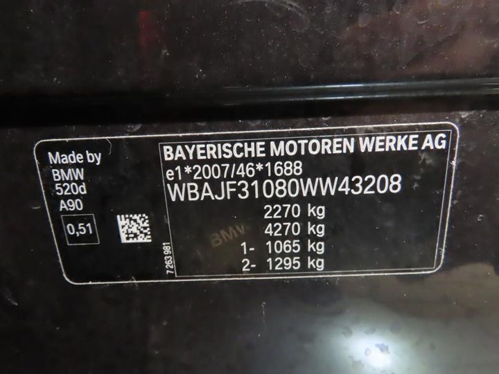 Photo 13 VIN: WBAJF31080WW43208 - BMW 5 