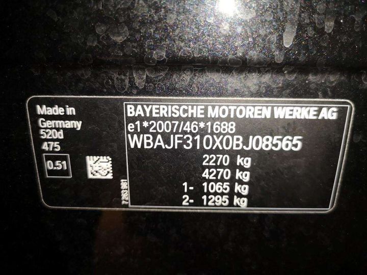 Photo 8 VIN: WBAJF310X0BJ08565 - BMW SRIE 5 