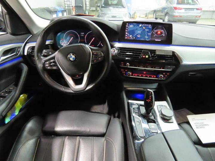 Photo 5 VIN: WBAJF51050BJ09490 - BMW 5 