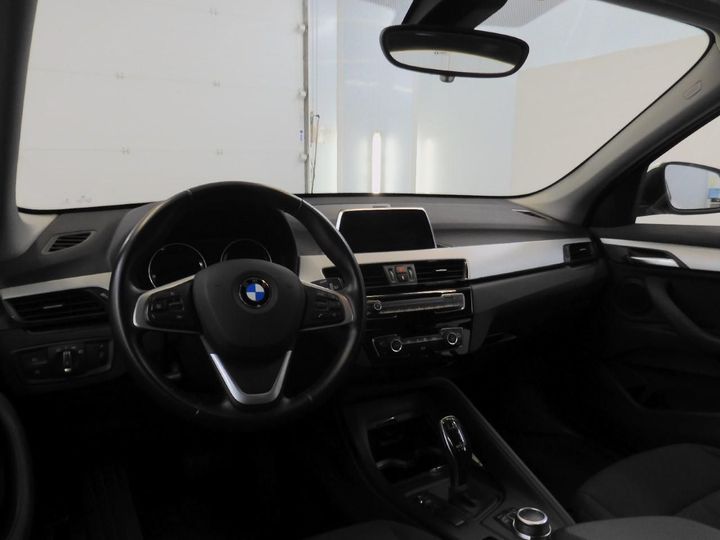 Photo 3 VIN: WBAJG110003G84390 - BMW X1 