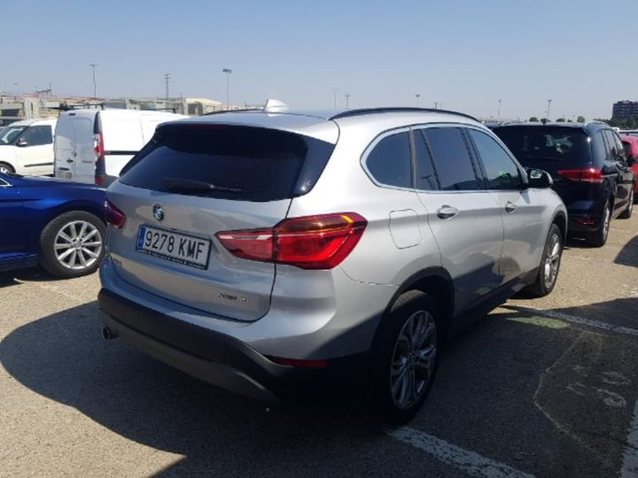 Photo 5 VIN: WBAJG110X03G82128 - BMW X1 