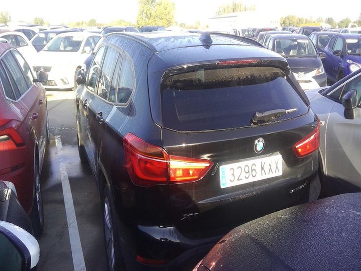 Photo 3 VIN: WBAJG310303H28023 - BMW X1 