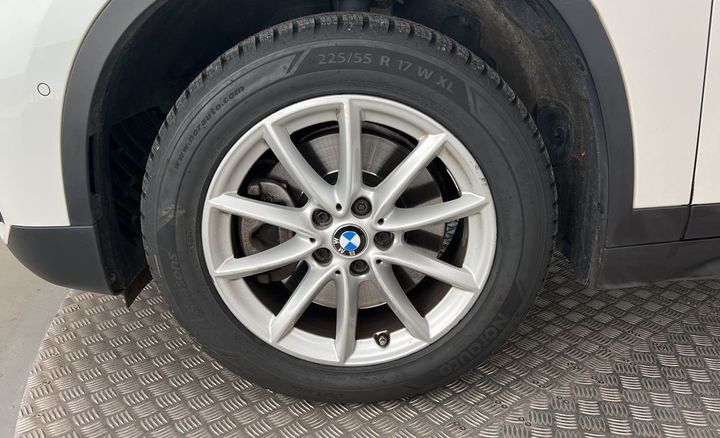 Photo 17 VIN: WBAJG31040EE27734 - BMW X1 