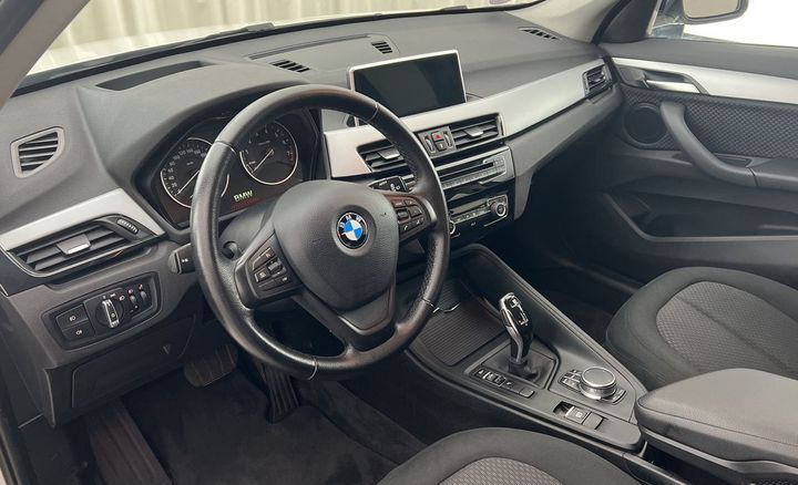 Photo 9 VIN: WBAJG31040EE27734 - BMW X1 