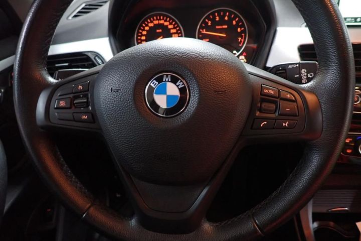 Photo 11 VIN: WBAJG31040EE27782 - BMW X1 