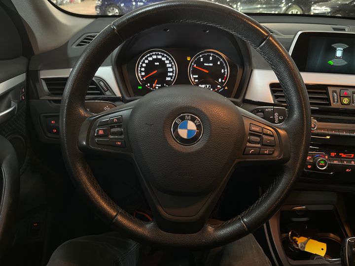 Photo 26 VIN: WBAJH110603G17175 - BMW X1 '15 