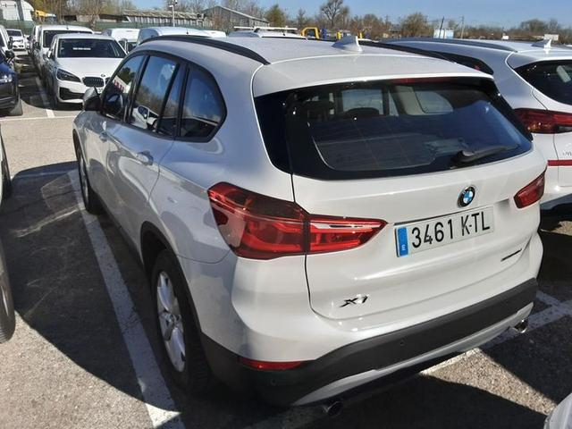 Photo 12 VIN: WBAJH510803J19645 - BMW X1 