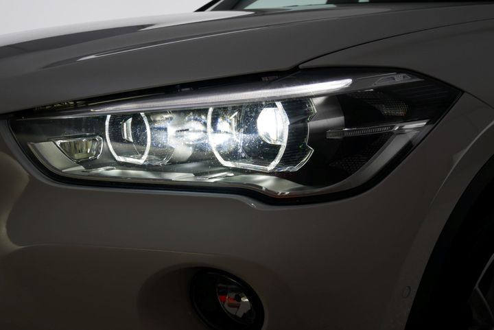 Photo 25 VIN: WBAJH510903J84312 - BMW X1 