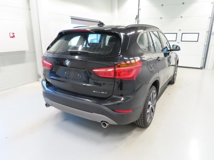 Photo 0 VIN: WBAJH510XK3G31476 - BMW X1 