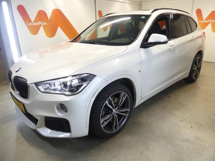 Photo 1 VIN: WBAJJ11030EF61625 - BMW X1 