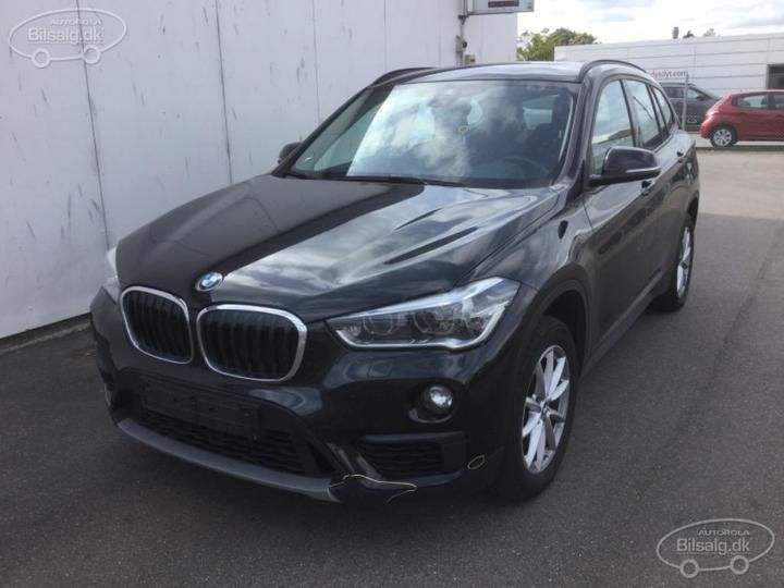 Photo 1 VIN: WBAJJ1107K3H53631 - BMW X1 SUV 