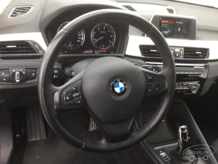 Photo 7 VIN: WBAJJ1107K3H53631 - BMW X1 SUV 