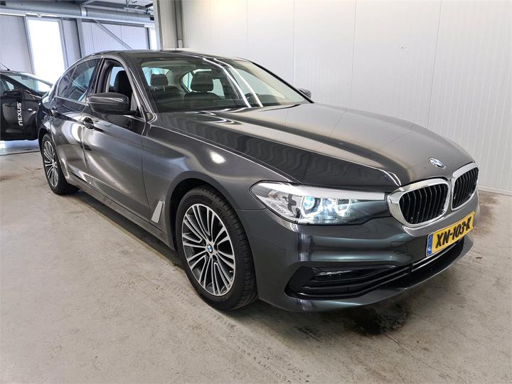 Photo 2 VIN: WBAJK51010BU91786 - BMW 520 