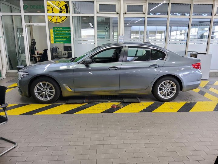 Photo 7 VIN: WBAJK51040BJ13266 - BMW 520I 