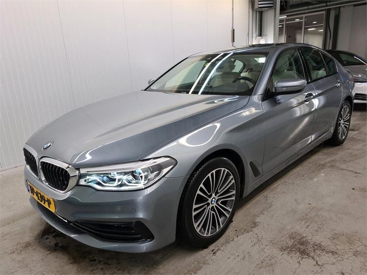 Photo 1 VIN: WBAJK51050BJ13499 - BMW 520 