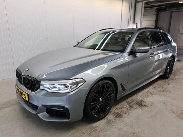 Photo 1 VIN: WBAJL11000BE34648 - BMW 520 