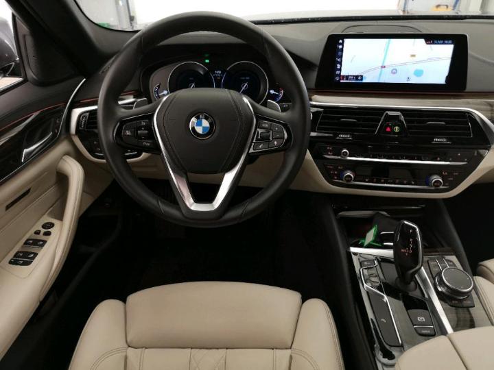 Photo 8 VIN: WBAJL11010BE34626 - BMW 5 