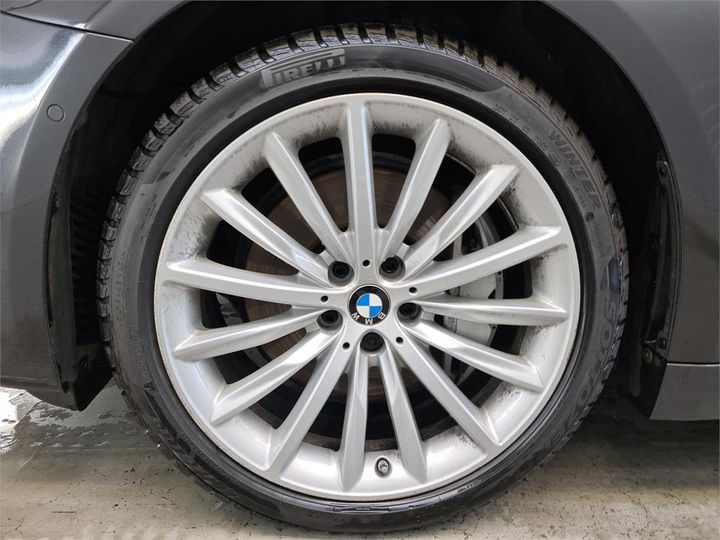 Photo 12 VIN: WBAJM11000G620249 - BMW 540 