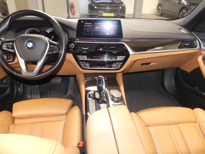 Photo 8 VIN: WBAJM11010B207981 - BMW 5 TOURING 