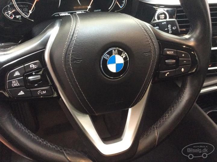 Photo 11 VIN: WBAJM7100JB267951 - BMW 5 SERIES TOURING 