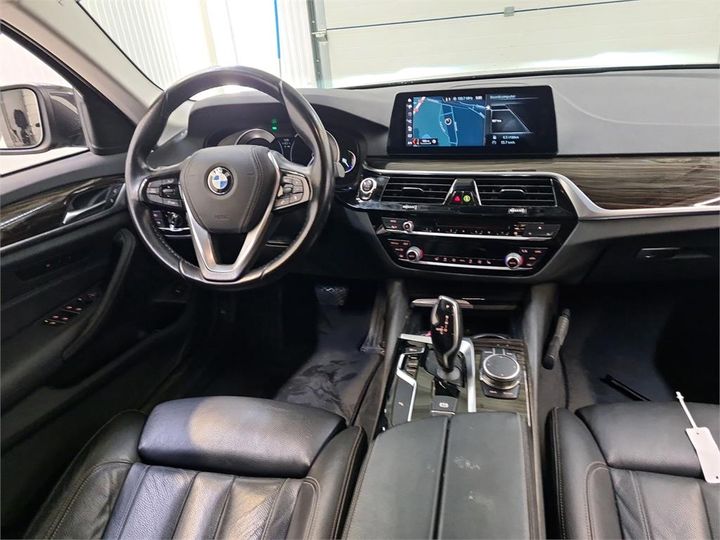 Photo 11 VIN: WBAJM71010B070978 - BMW 520 