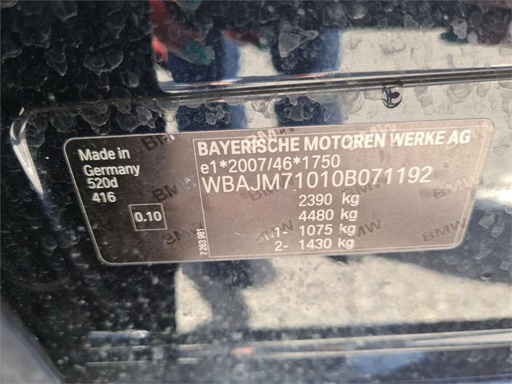 Photo 5 VIN: WBAJM71010B071192 - BMW 520 