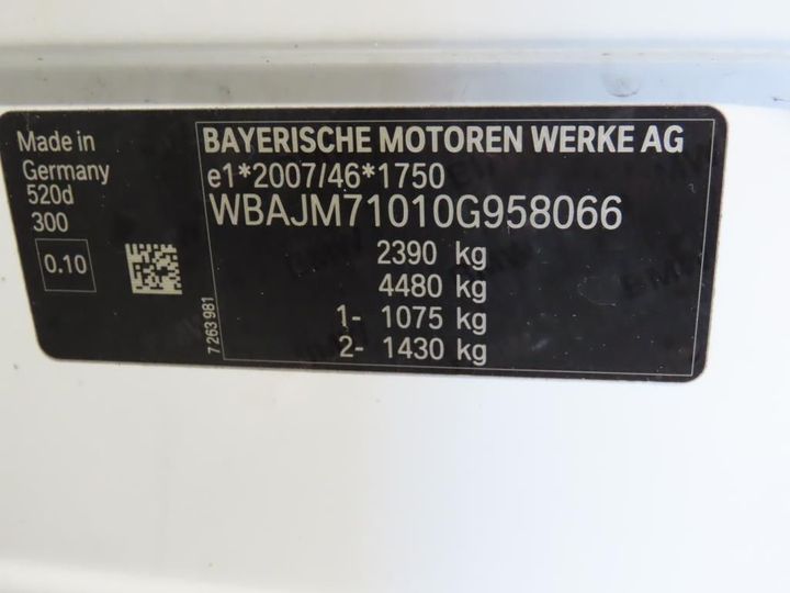 Photo 13 VIN: WBAJM71010G958066 - BMW 5 TOURING 