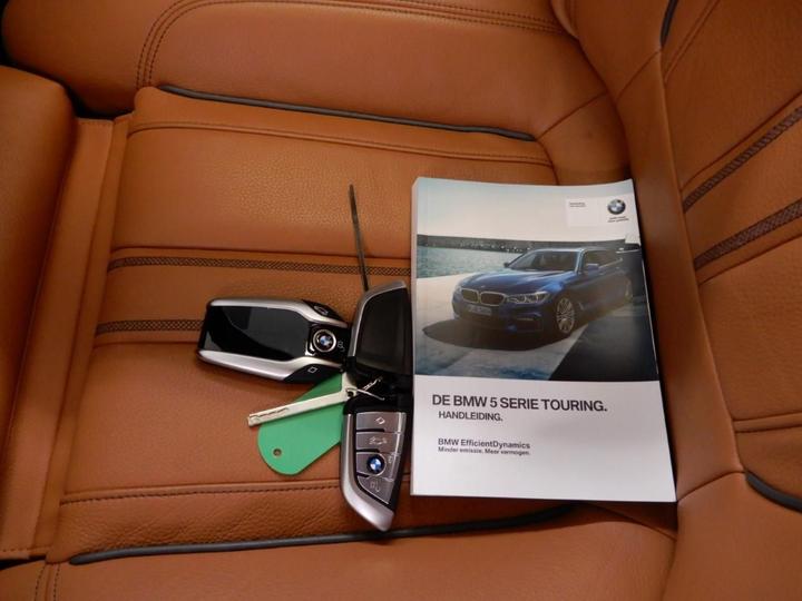 Photo 16 VIN: WBAJM71030B070870 - BMW 5 SERIE TOURING 