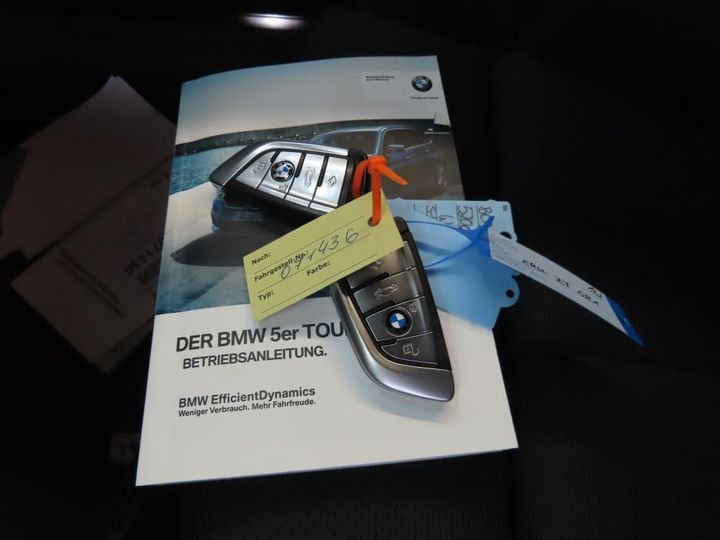 Photo 10 VIN: WBAJM71030B071436 - BMW 5 TOURING 