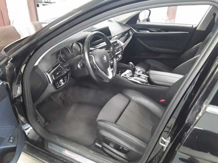 Photo 5 VIN: WBAJM71070G959125 - BMW 520D 