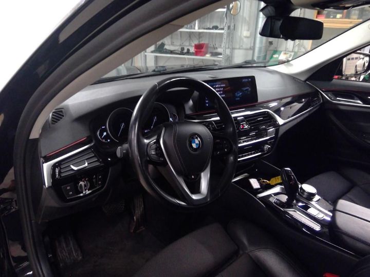 Photo 3 VIN: WBAJM7107JB269891 - BMW SERIES 5 