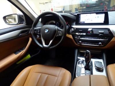 Photo 9 VIN: WBAJM71090B269826 - BMW 5 TOURING DIESEL - 2017 