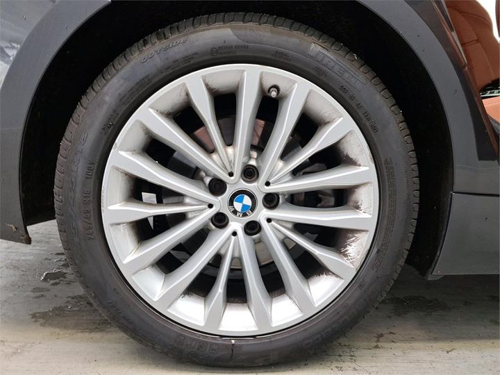 Photo 15 VIN: WBAJM710X0G953495 - BMW 520 