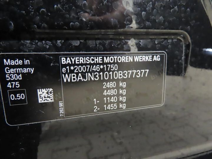 Photo 13 VIN: WBAJN31010B377377 - BMW 5 TOURING 