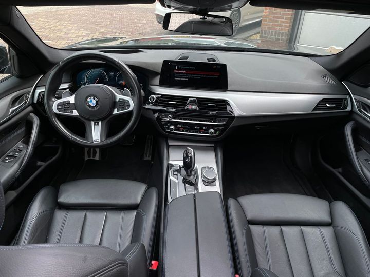 Photo 27 VIN: WBAJN31020B093661 - BMW 530D 