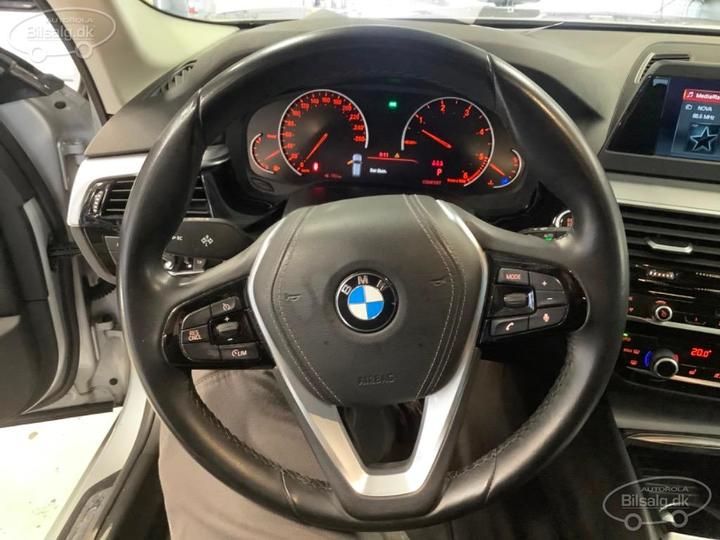 Photo 13 VIN: WBAJN3103KB377884 - BMW 5 SERIES TOURING 