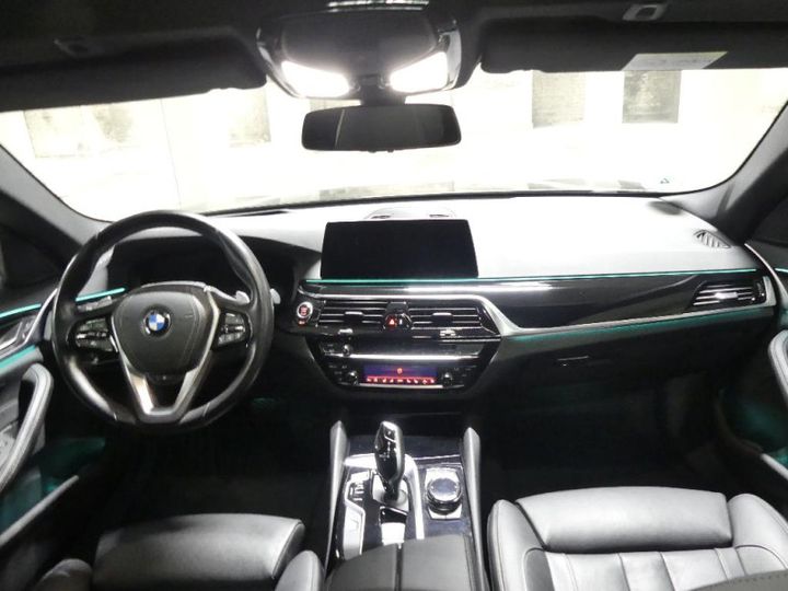 Photo 3 VIN: WBAJN51000B473433 - BMW 530D 