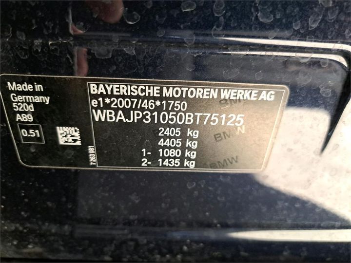 Photo 6 VIN: WBAJP31050BT75125 - BMW 5 