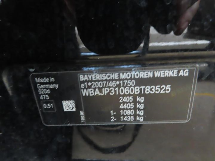 Photo 12 VIN: WBAJP31060BT83525 - BMW 520D 