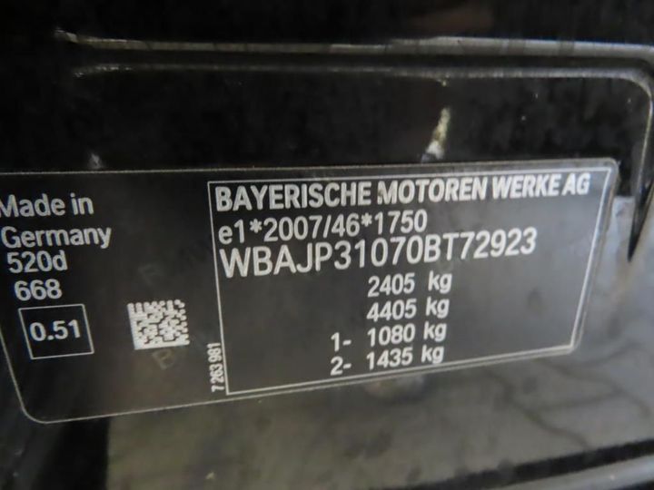 Photo 13 VIN: WBAJP31070BT72923 - BMW 5 TOURING 