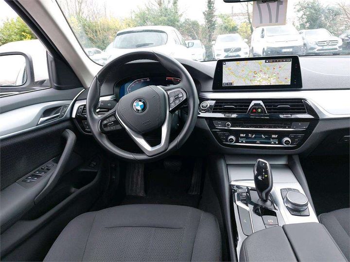 Photo 8 VIN: WBAJP31070CD07745 - BMW SRIE 5 TOURING 