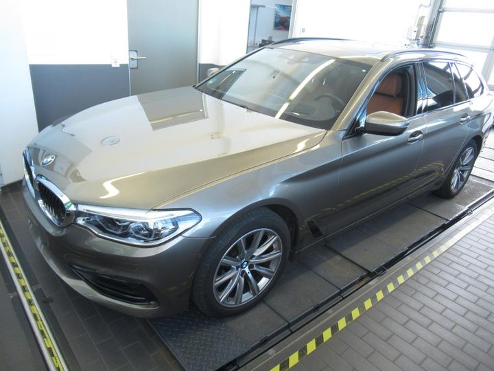 Photo 1 VIN: WBAJP51060BU54444 - BMW 520D 