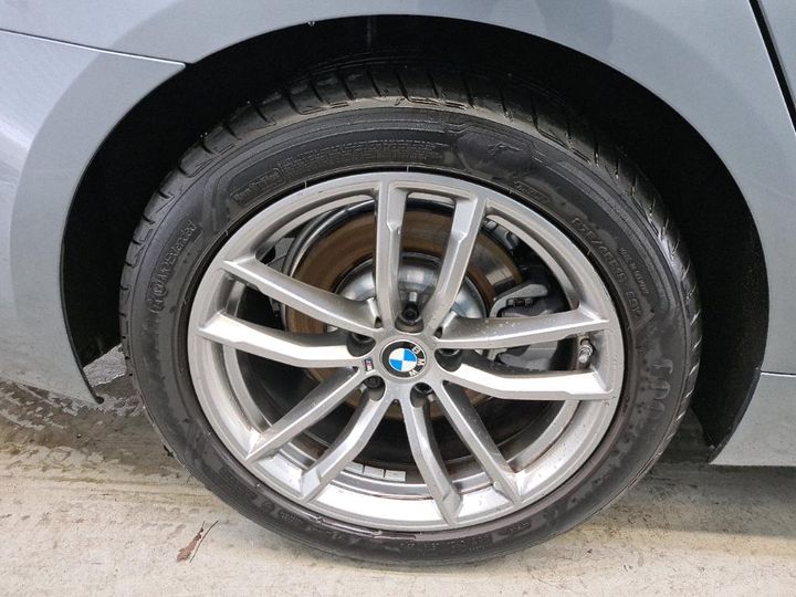 Photo 15 VIN: WBAJR11000CD30928 - BMW 520 