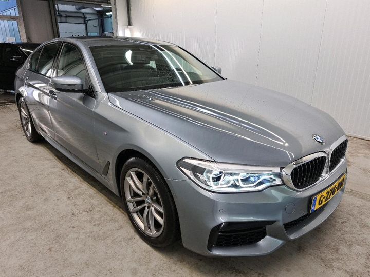 Photo 2 VIN: WBAJR11000CD30928 - BMW 520 